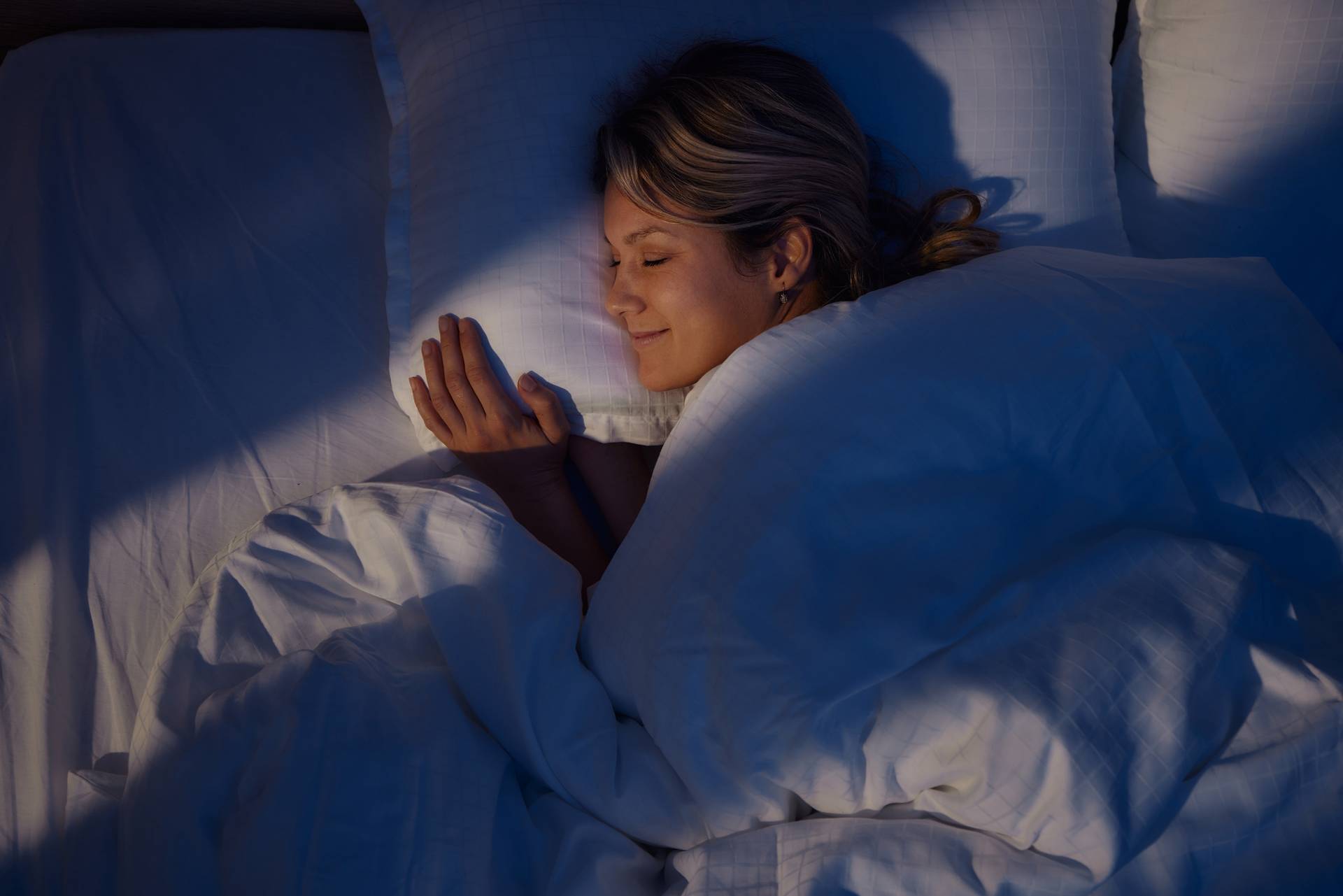 Alvási szokások hatása a memóriára
