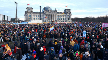 Negyedmillióan tüntethettek a szélsőjobboldali veszély ellen Németországban