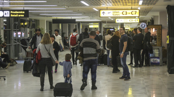 Káosz tört ki a belgrádi reptéren