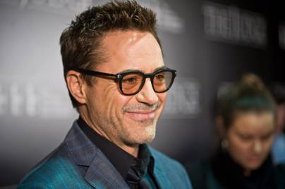 Ő Robert Downey Jr. élete szerelme: már 21 éve bolondul Susanért