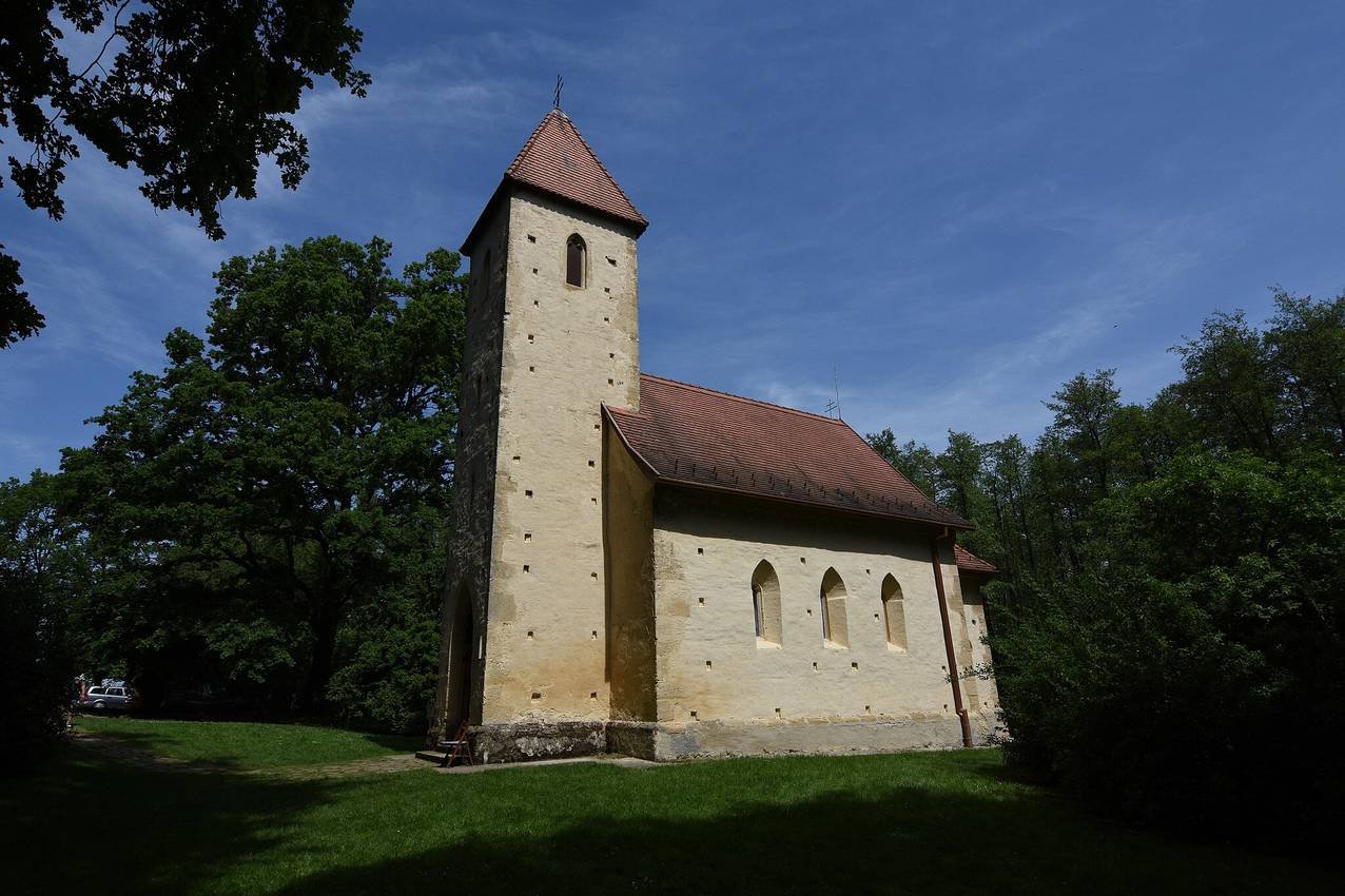 Holy Trinity and Saint Stephen of Hungary church in Velemér 02