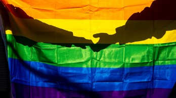 A Z generáció közel harmada vallja magát az LMBTQ-közösség tagjának
