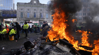 Káosz Belgiumban: már a hadsereg bevetését fontolgatják