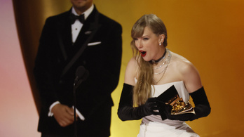 Taylor Swift történelmet írt a Grammy-díj-átadón, és hatalmas bejelentést tett