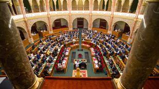 Rendkívüli ülést hívott össze Kövér László a parlamentben
