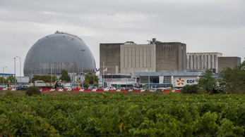 Tűz ütött ki egy francia atomerőműnél, két reaktor is leállt