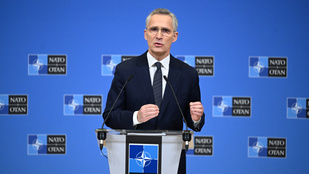 Már a NATO 18 tagállama hozza a kötelező kétszázalékos hozzájárulást