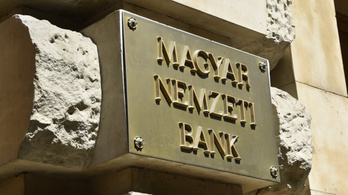 Fontos határidőre figyelmeztet a Magyar Nemzeti Bank