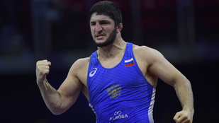 A románok nem engedték be az olimpiai bajnok sportági legendát az országba