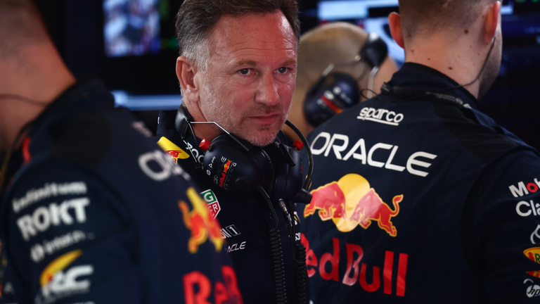 Először szólalt meg a Red Bull csapatfőnöke a kirobbant botrány óta