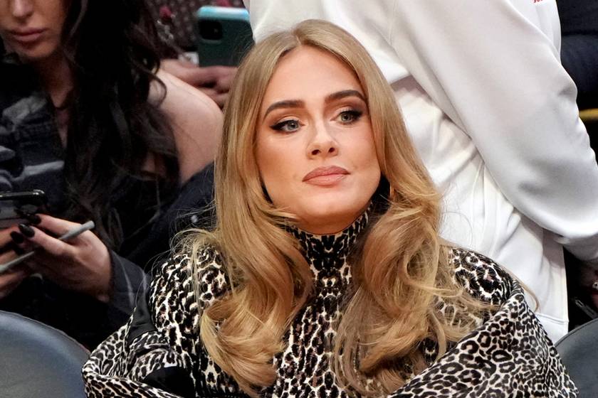 Adele-t plasztikával vádolták meg a rajongók, miután meglátták róla ezt a képet: az énekesnő reagált a vádakra