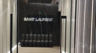 Kifinomult elegancia és időtlenség a Saint Laurent üzletében