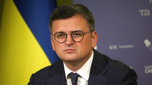 Az ukrán külügyminiszter elárulta, mennyi pénz kellene Ukrajna helyreállításához