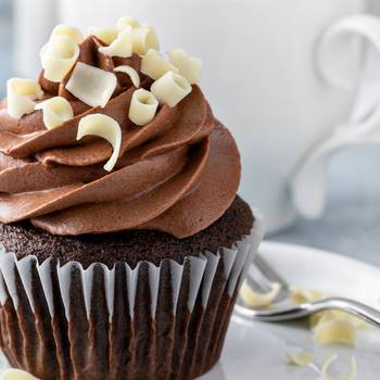Álompuha kakaós muffin: selymes csokoládékrém koronázza meg