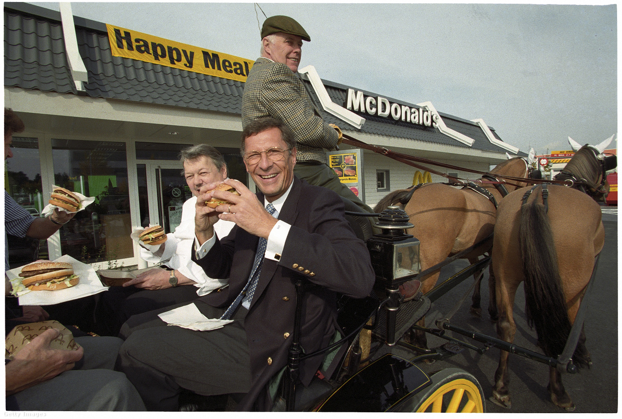 1996.  szeptember 1. Urs Hammer a McDonald's ügyvezető igazgatója 