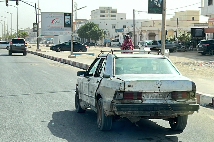 A Mercedesek nyolcadik élete Mauritániában játszódik. Az első hetet találd ki, hogy hol. 