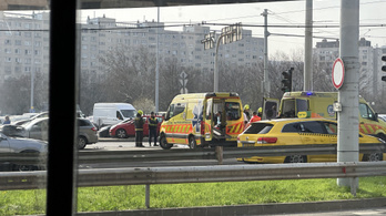 Hatalmas baleset történt az Árpád hídnál