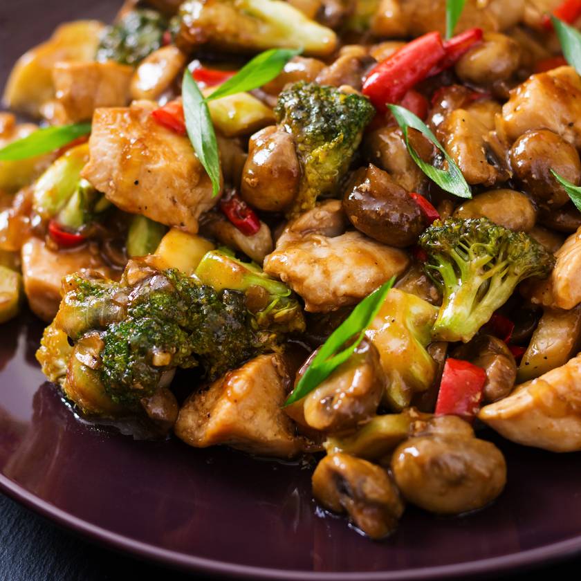 Csodás serpenyős csirkemell ázsiai recept alapján: alig van benne kalória