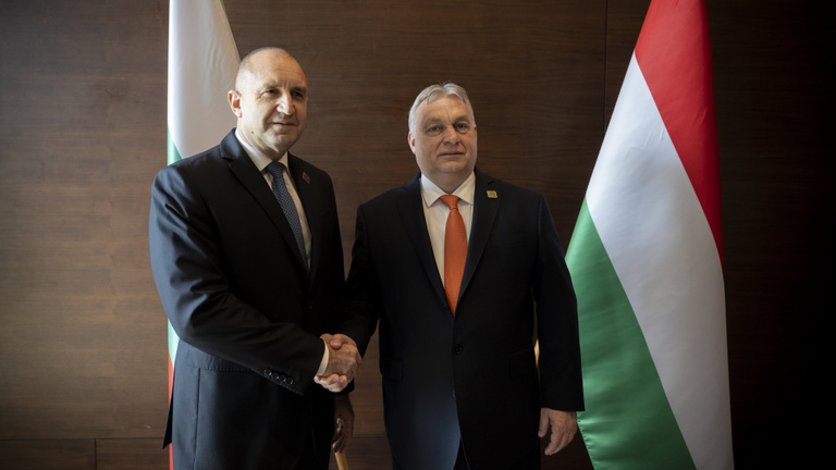 Orbán Viktor elutazott szövetségese hívására, az első tárgyaláson is túl van