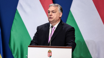 Orbán Viktor kiállt az f betűs szó használata miatt eltiltott Mészöly Géza mellett