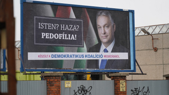 Orbán arcképével indított pedofilozó plakátkampányt a DK