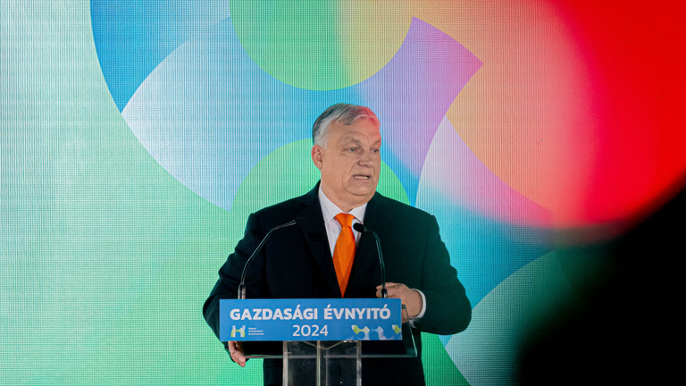 Orbán Viktor: A hókuszpókusz mellett a józan paraszti észre is szükség van