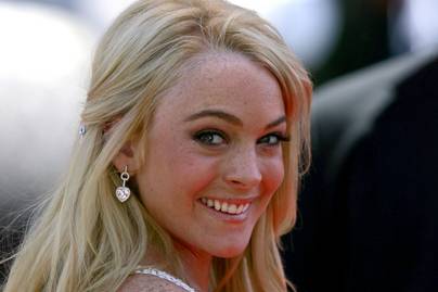 Lindsay Lohan a 2000-es évek botrányos tinisztárja volt: 37 éves korára boldog családanya lett