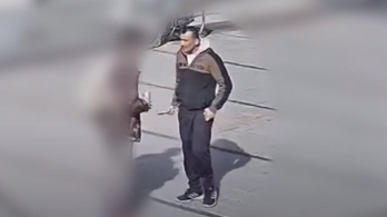 Késsel fenyegetőzött egy férfi a nyílt utcán Budapesten, a rendőrség keresi