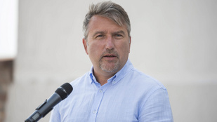 Bejelentette visszavonulását Tihany fideszes polgármestere