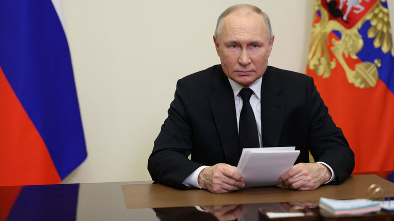 Így végezték politikusok, ellenzékiek, akik Putyinnal ujjat húztak