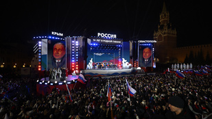Vlagyimir Putyin a Vörös téren: A visszatérés nehezebb volt, de sikerült
