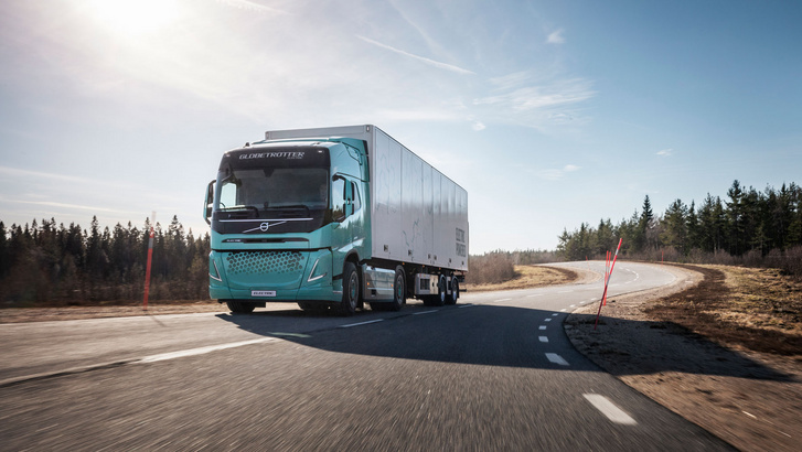 Könnyítést kaphatnak alternatív hajtású kamionok az EU-tól