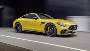 Olcsósított belépő változatot kap a Mercedes-AMG GT
