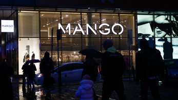 Betiltották a Mango egyik reklámfotóját, mert egészségtelenül vékony modellel hirdetett