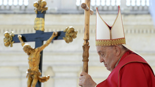 Ferenc pápa az oroszországi merénylet áldozataiért imádkozott