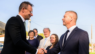 Szijjártó Péter gratulált Forró Krisztiánnak a szlovák elnökválasztáson elért eredményéhez