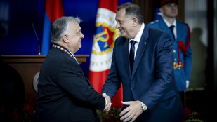 Orbán Viktort kitüntették
