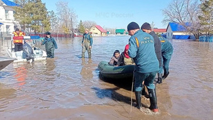 Víz alá került egy orosz városrész egy átszakadt gát miatt