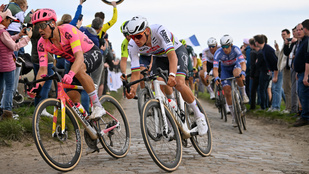 Van der Poel eszelős szólóval védett címet a Párizs–Roubaix-n