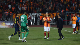 Bojkott Törökországban, egymást követték a szürreális pillanatok a stadionban