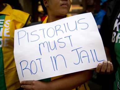 Oscar Pistorius pornót nézhetett a gyilkosság előtt