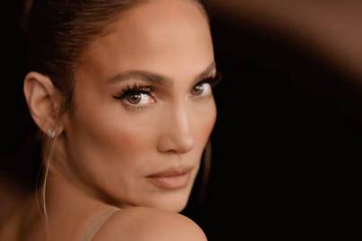 Az 54 éves Jennifer Lopezről szexi, fehérneműs képek készültek: dögösebb, mint valaha
