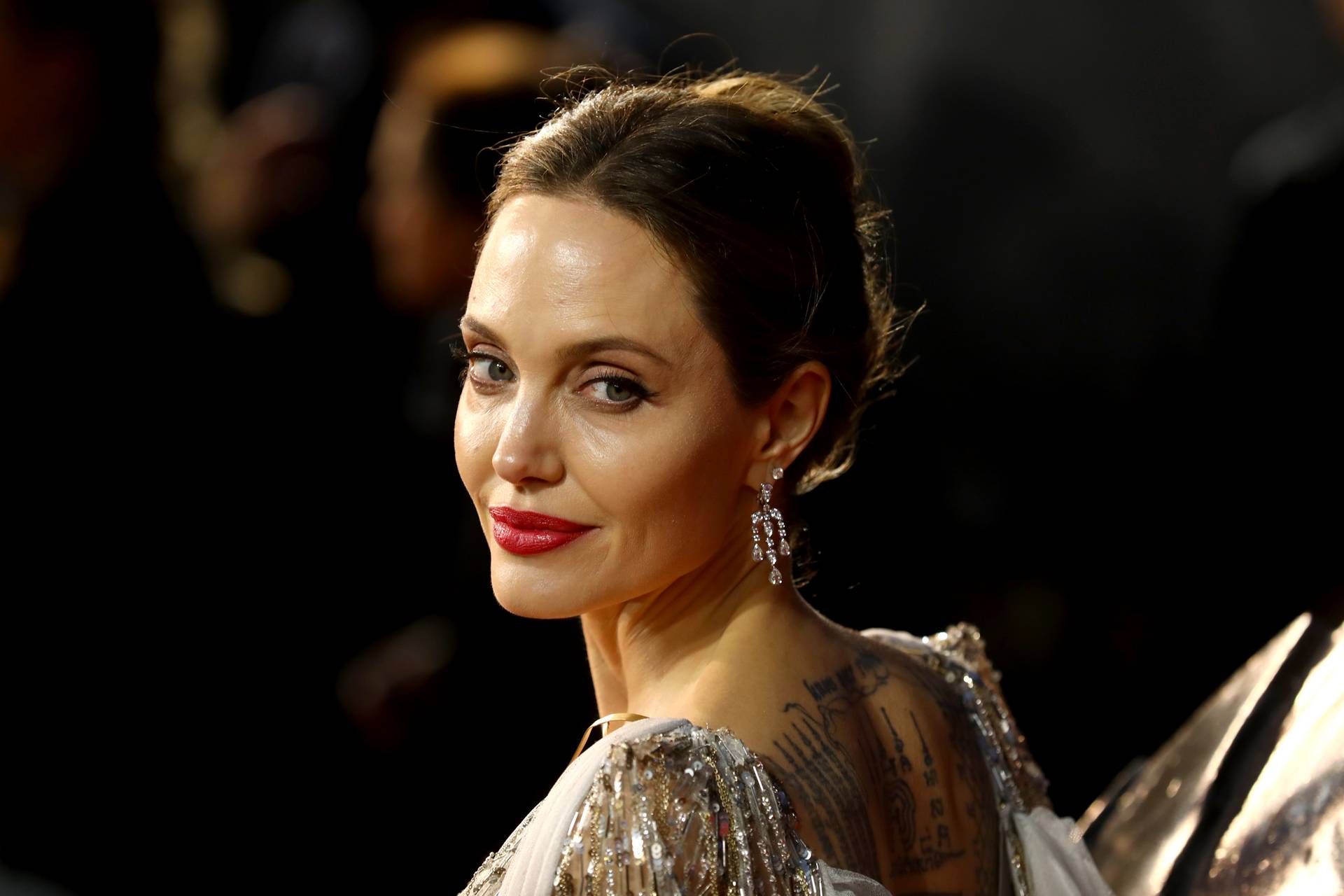 Angelina Jolie plasztikája
