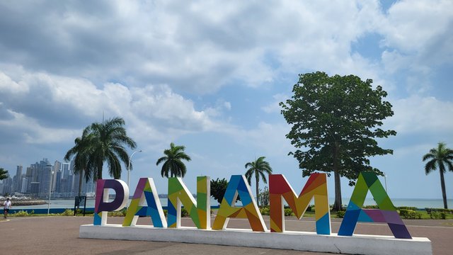 Panamaváros és a Panama-csatorna
