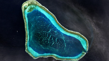 Kína egy korallzátony miatt vízágyúval támadt egy Fülöp-szigeteki hajóra