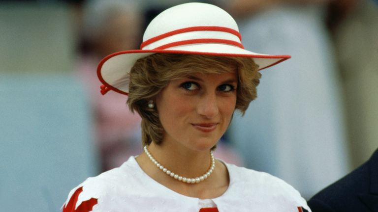 Őrületes összegért kelt el Diana hercegné első munkaszerződése