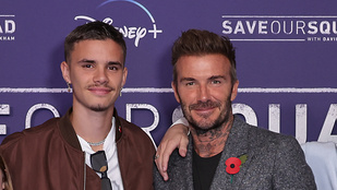 Hackelésnek hitték: David Beckham fia csókolózós fotót osztott meg az apjával