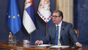 A szerb elnök még jobban megdolgoztatná az egyébként alulfizetett alkalmazottakat