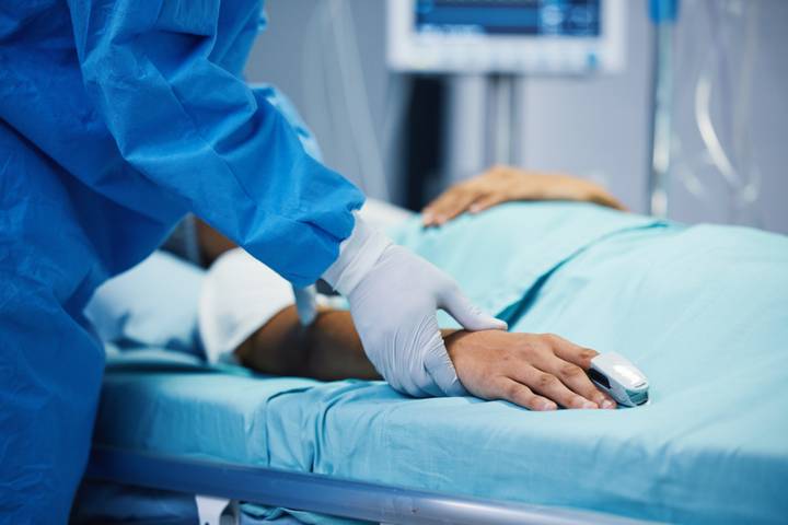 Vérmérgezést okozó gomba terjed: a kórházakban tartanak tőle a legjobban