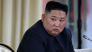 Hűséget kellett esküdniük Kim Dzsongun iránt az észak-koreaiaknak